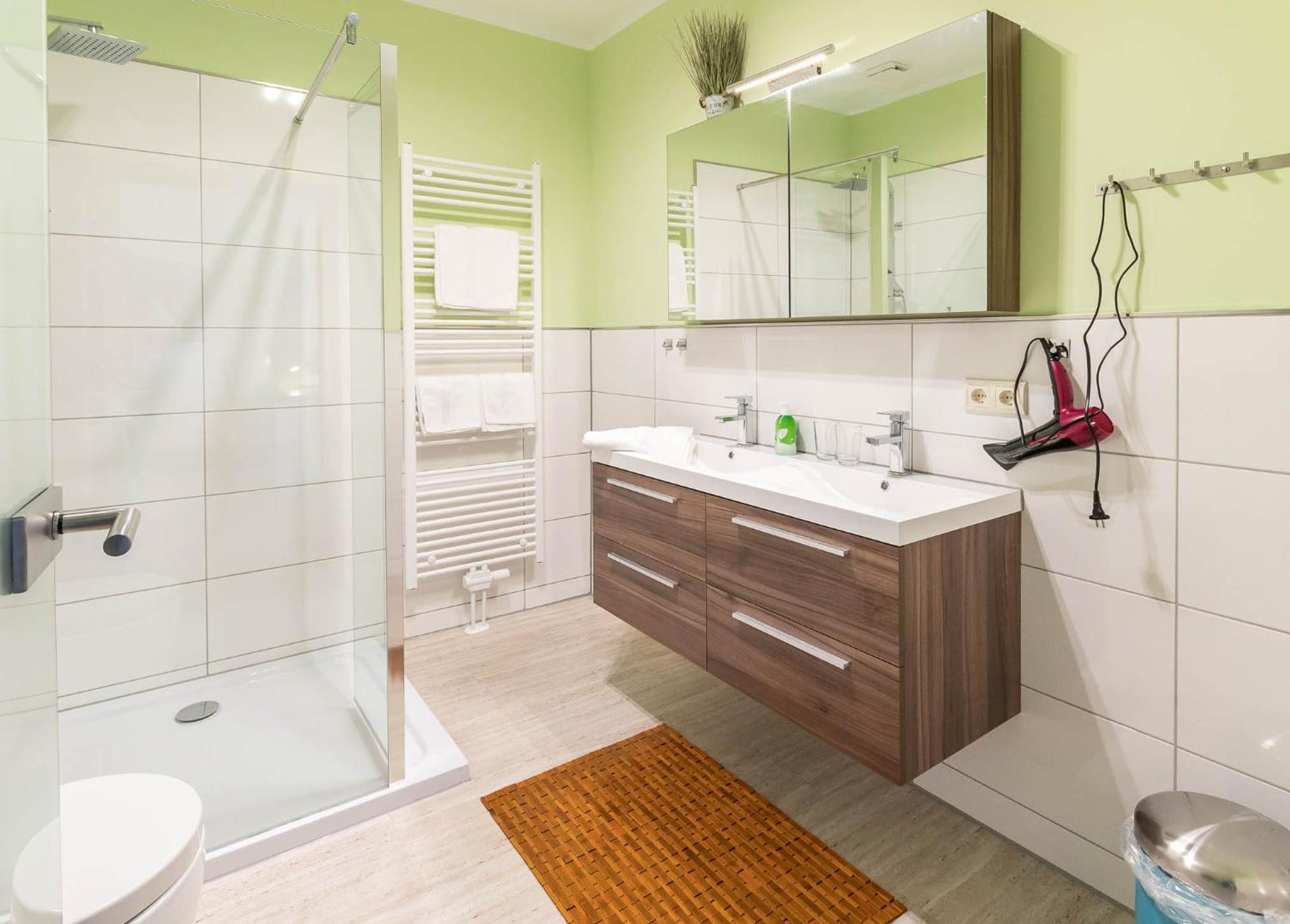 Weingut Pawis Appartements Freyburg  Zimmer foto